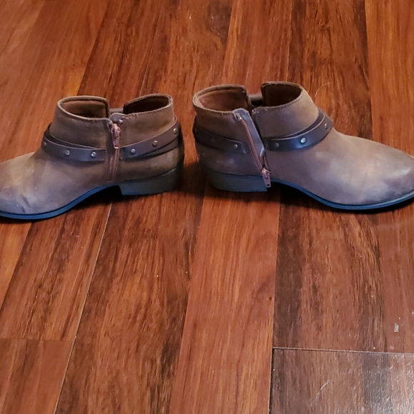 Clark's brown ankle boots sz 7 - Picture 3 of 7